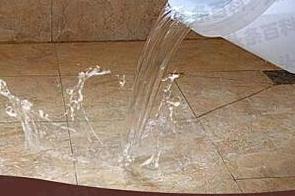 依安漏水维修 免砸砖防水材料该如何施工